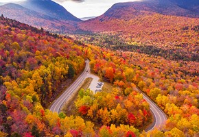 Kancamagus highway in foliage colors