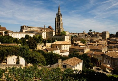 Beautiful Bordeaux & The Dordogne Cruise - Vacations By Rail