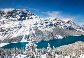 Peyto Lake in Winter