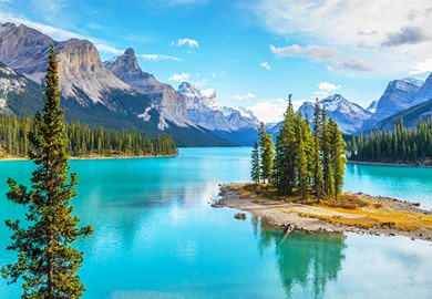 Maligne Lake Jasper National Park