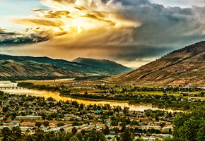 Rocky Mountaineer Rainforest to Gold Rush