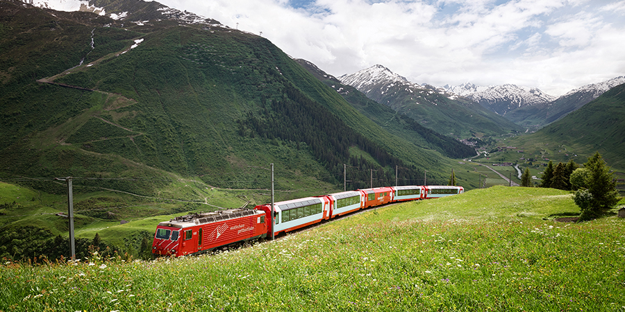 Glacier Express: Region Surselva