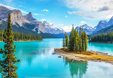 Maligne Lake