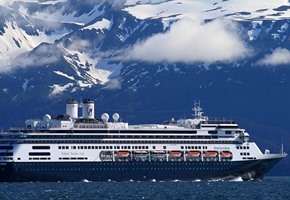 Take it Easy: 5 Reasons Your Next Vacation Should be a Rail-Cruise