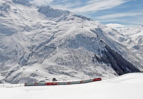 Unique Winter Rail Vacations