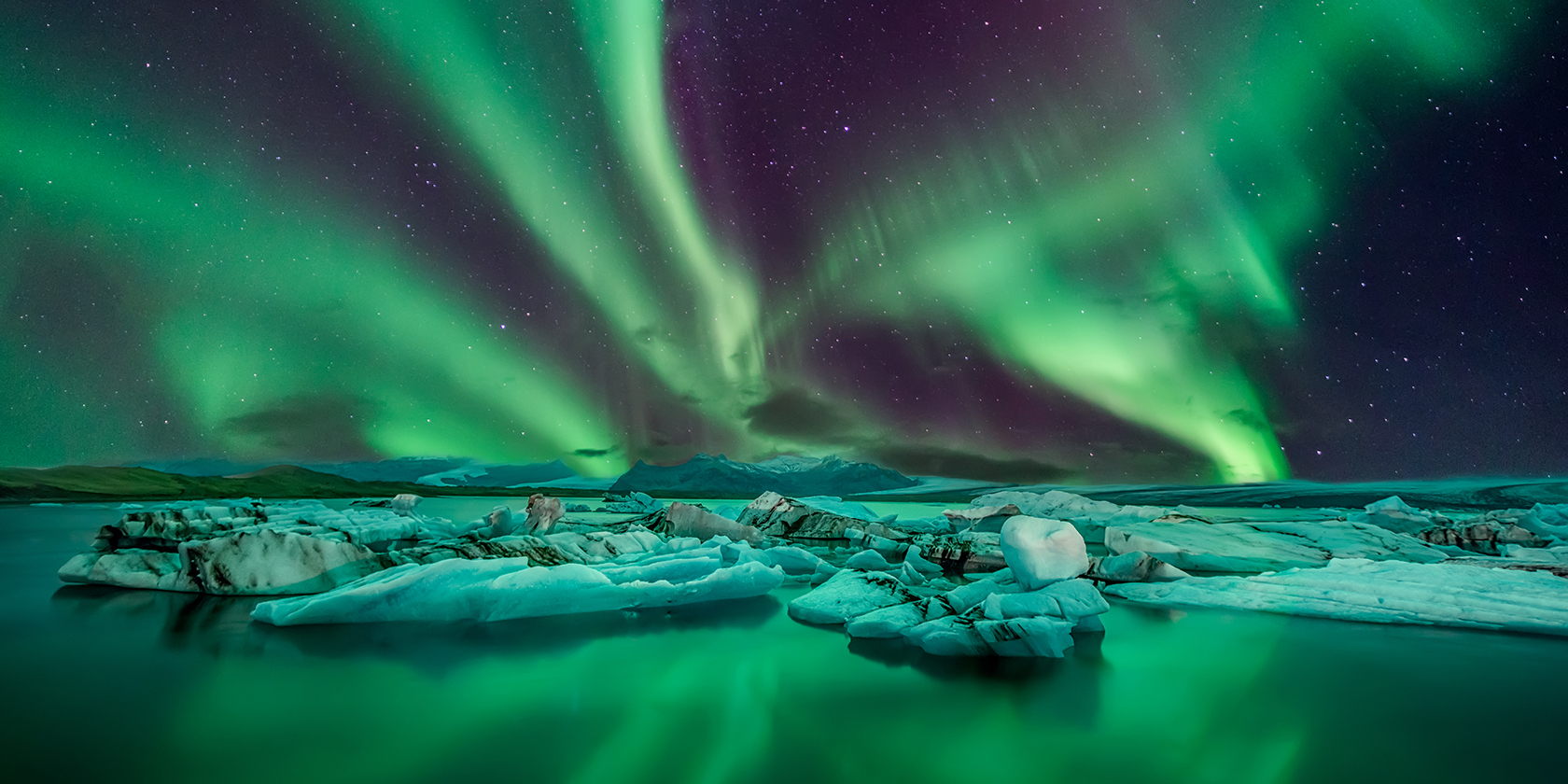 Northern Lights Tours: Experience the Magic of the Aurora Borealis
