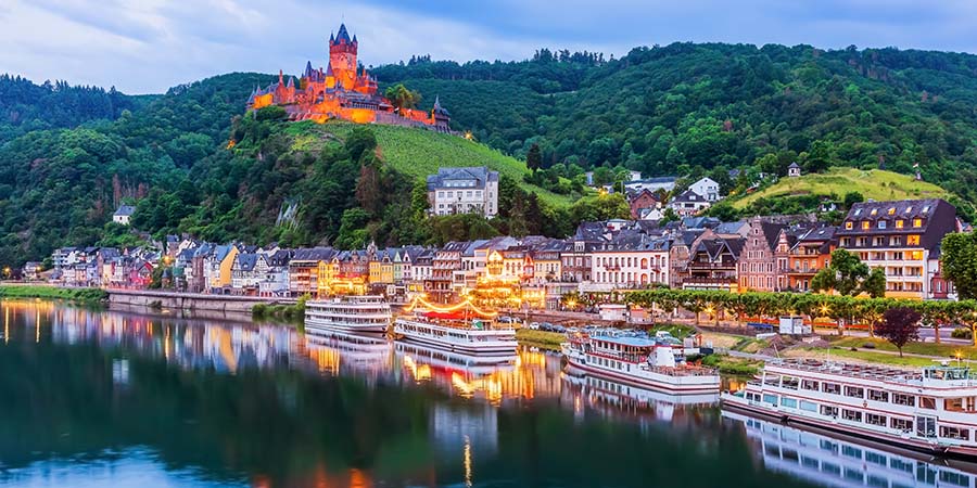 Cochem Germany Old Town And The Cochem Castle