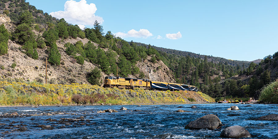 RTR Train Exterior State Bridge