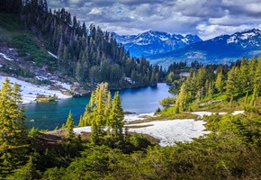Glacier Park Lodges