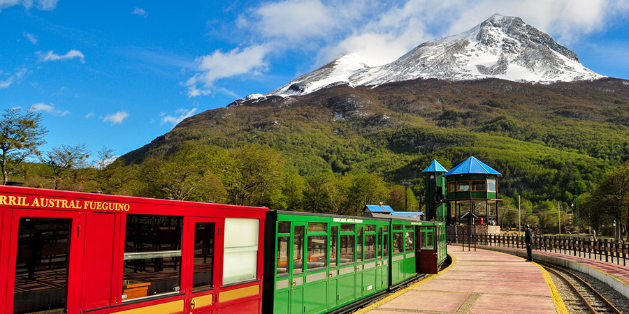 Explore the fascinating region of Patagonia on heritage trains