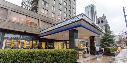 Century Plaza, Vancouver