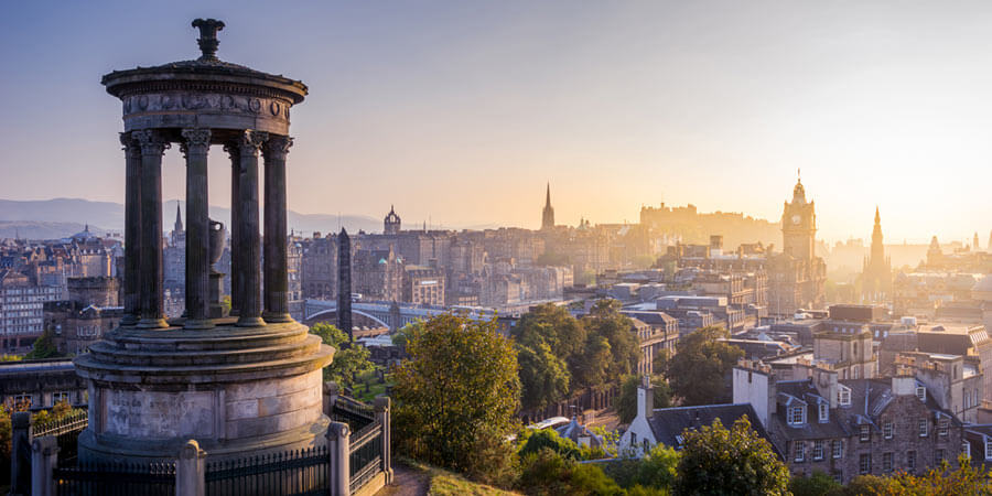 Arrival in Edinburgh
