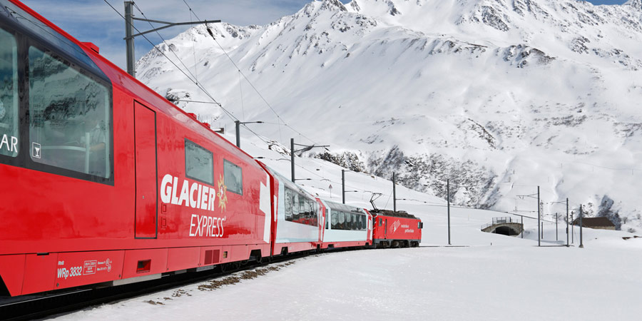 Glacier Express at Christmas