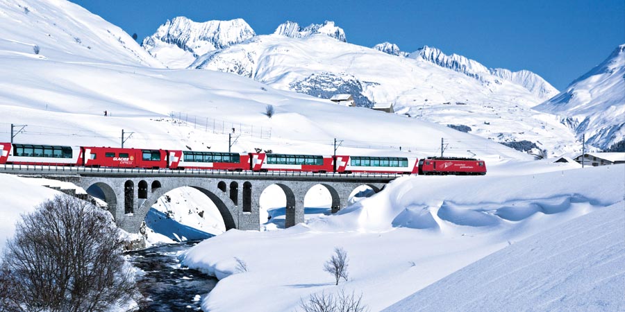 Experience the Glacier Express in winter