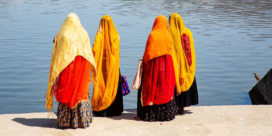 Visit Lake Pushkar & the Brahma Temple