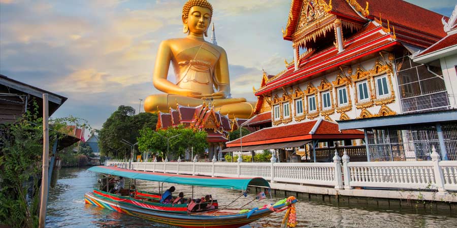Explore the temples and waterways of Bangkok