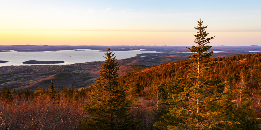 Discover the fall beauty of Acadia National Park
