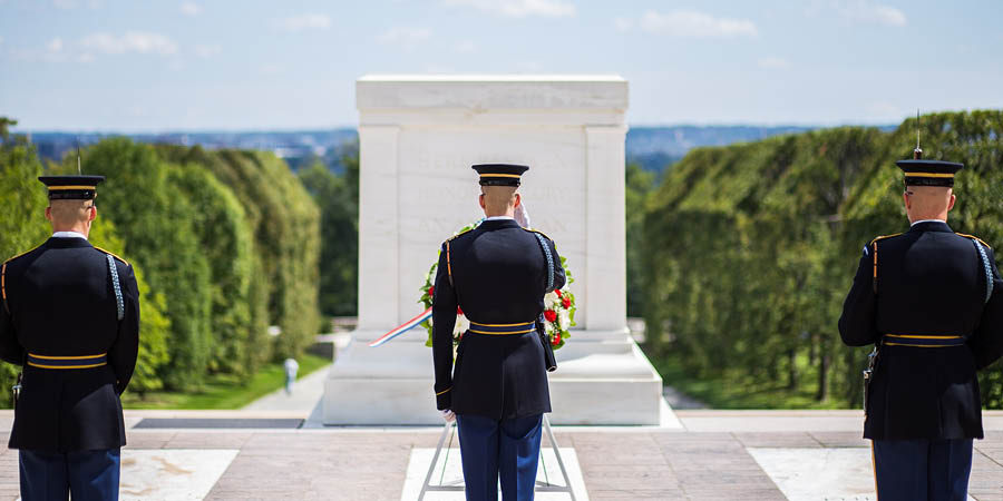 Witness the poignant scenes of Arlington Cemetery