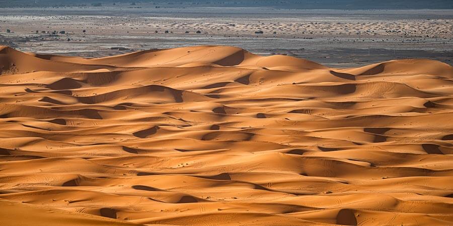 Drive through the stunning Erg Chebbi dunes