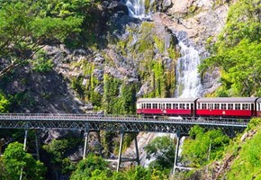TranzAlpine  train