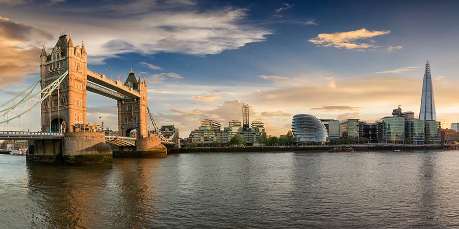Tour London’s best landmarks