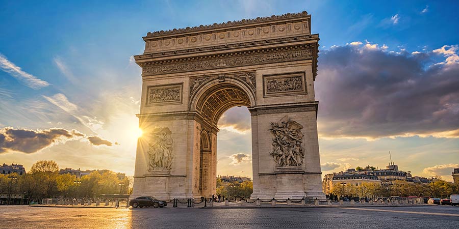 Explore Paris’ iconic attractions