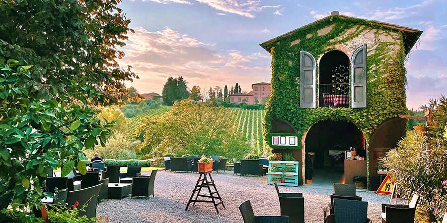 Dine at the famous Il Borgo Machiavelli