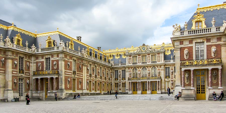 Uncover the splendor of the Palace of Versailles