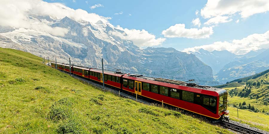 First-Class Zürich, Interlaken & Jungfrau Express