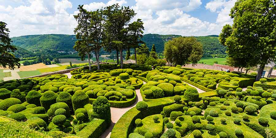 Wandering the colorful Les Jardins Marqueyssac