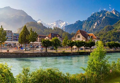 Grand Alpine Explorer Grand Alpine Explorer